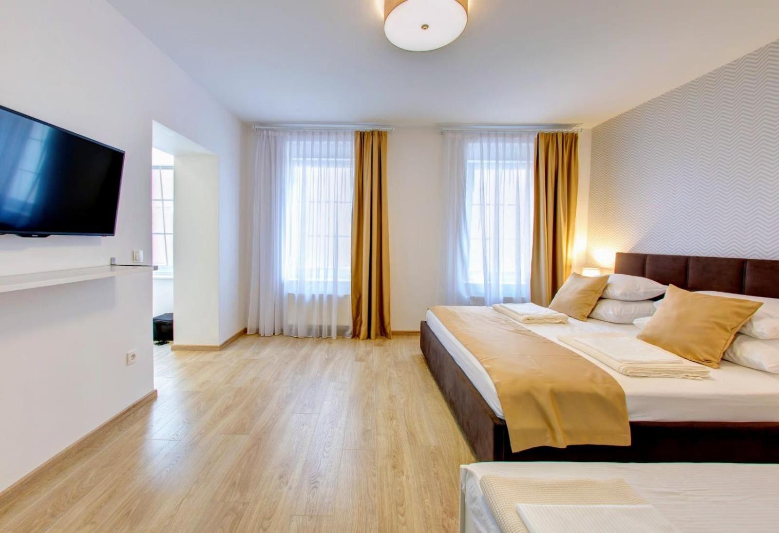 City Center Apartments Mostar Buitenkant foto