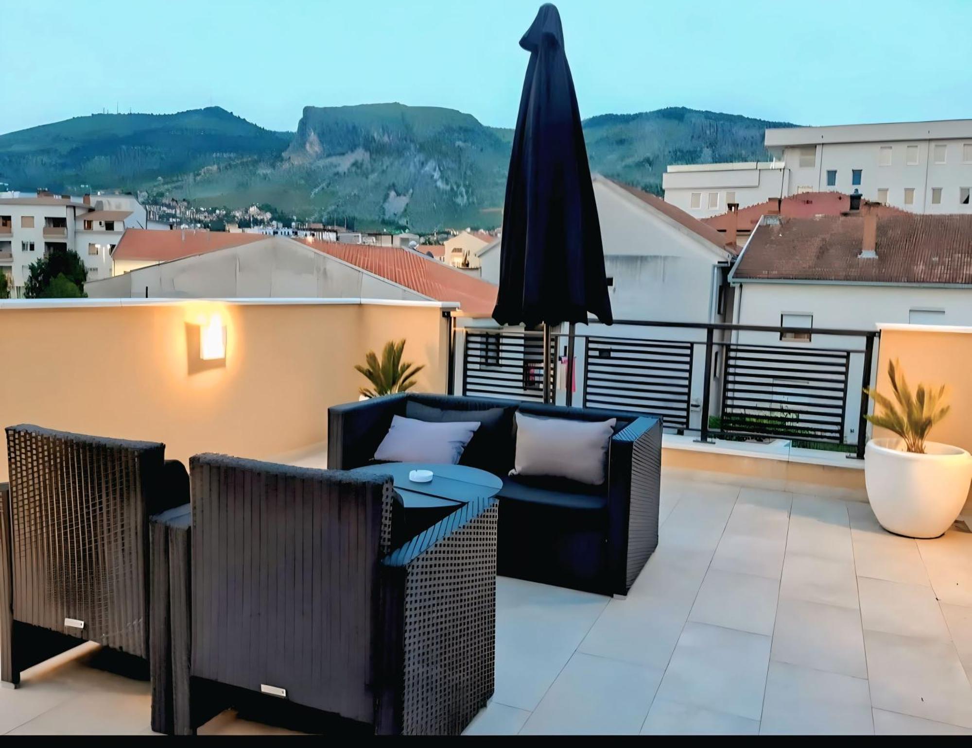 City Center Apartments Mostar Buitenkant foto
