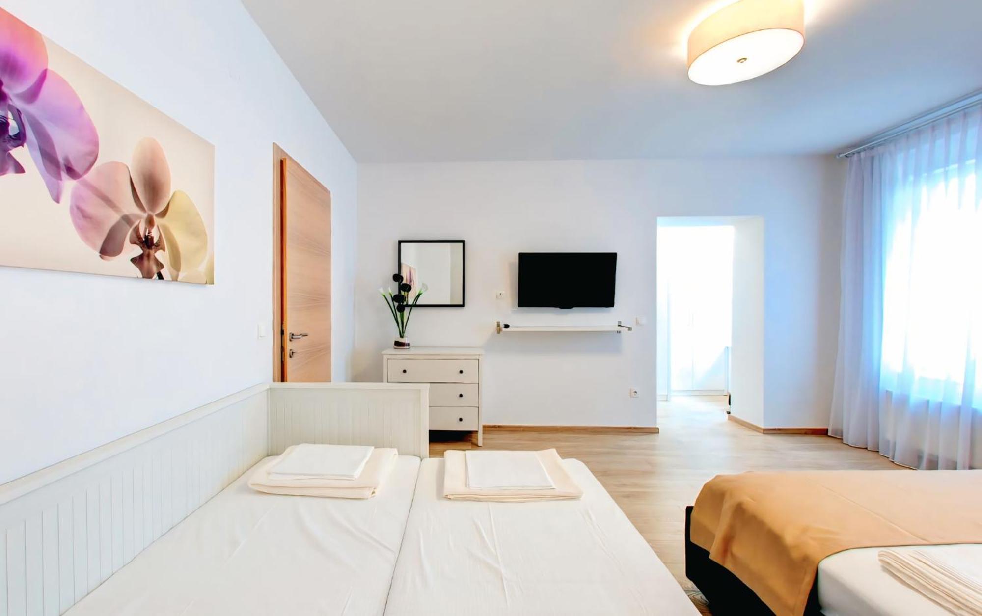 City Center Apartments Mostar Buitenkant foto