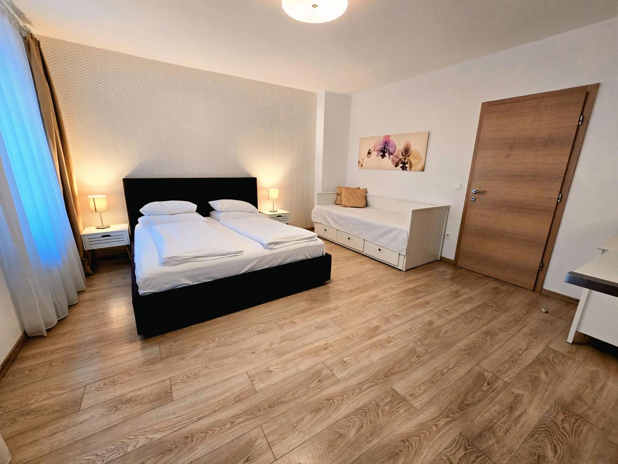 City Center Apartments Mostar Buitenkant foto