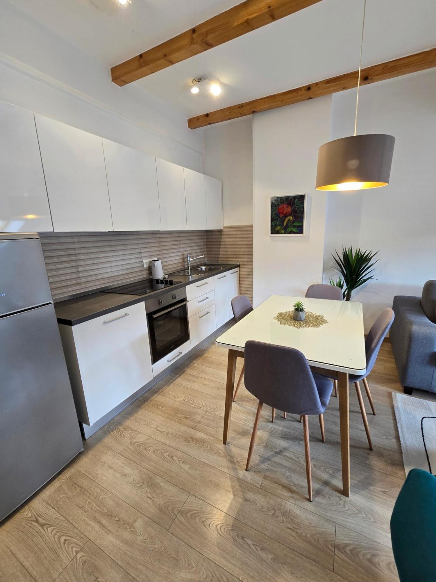 City Center Apartments Mostar Buitenkant foto